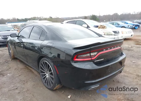 2017 Dodge Charger Se Rwd z USA, uszkodzony, nr VIN 2C3CDXBG8HH546514